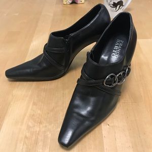 Beautiful ankle booties Made in Brazil